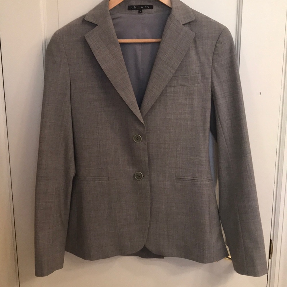 Theory suit